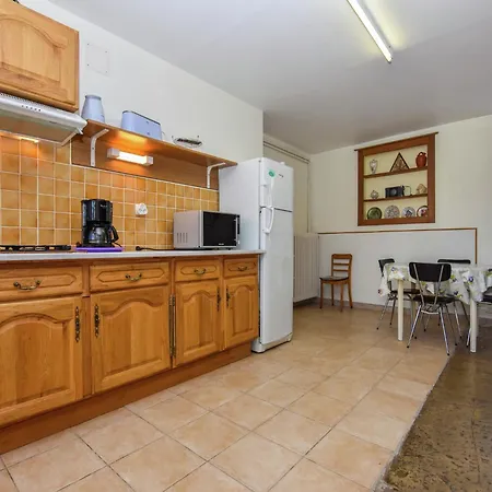 Charming In Montfaucon 度假居 *