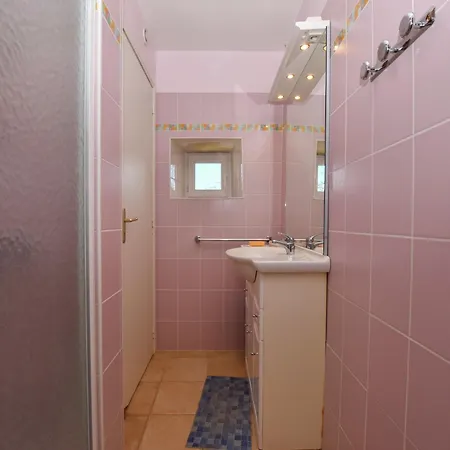 Charming In Montfaucon * Murat