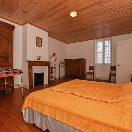 度假居 Charming In Montfaucon