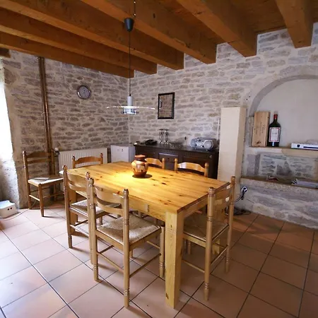 度假居 Charming In Montfaucon Murat