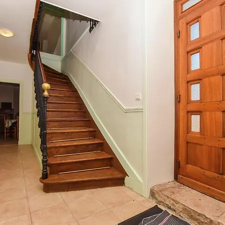 Charming In Montfaucon Feriehus *