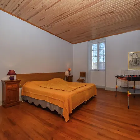 Charming In Montfaucon Murat