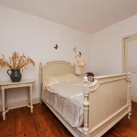 Charming In Montfaucon