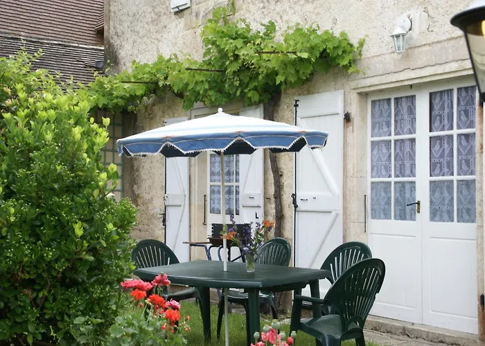 Charming In Montfaucon Semesterbostad