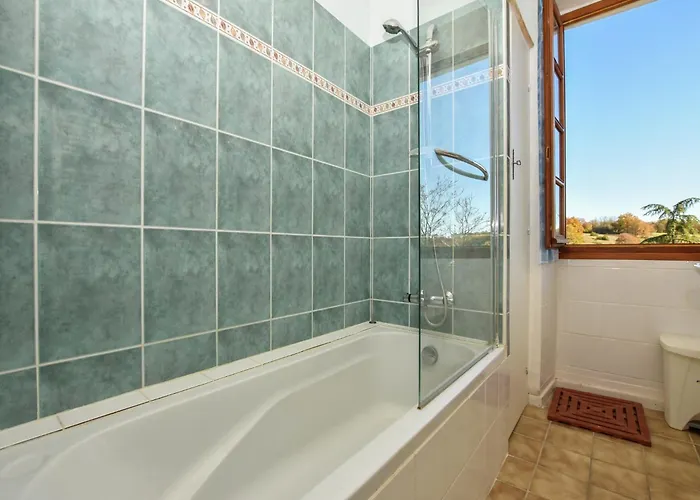 Charming In Montfaucon Nyaraló Murat