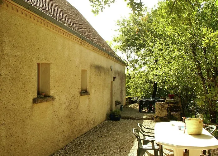 Charming In Montfaucon * Murat